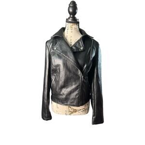 FOREVER 21 MOTORCYCLE size small faux leather cropped biker jacket